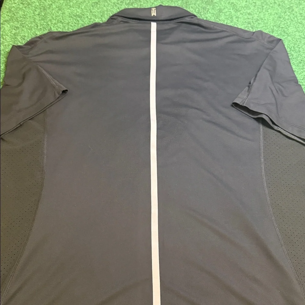 Tiger Woods Collection by Nike Dri-Fit Polo (Black / Size Medium) - Picture 6 of 7